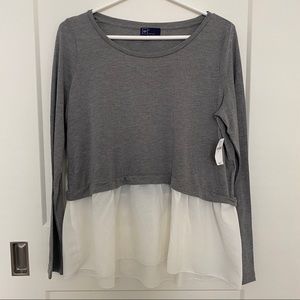 GAP Top (Dark Heather Gray / White)